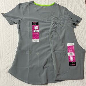 💗 *NEW* Scrubstar - Ethical Thread Womens 2pc Scrub Set